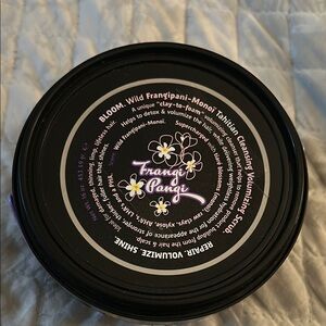 Tahitian Cleansing Volumizing Scrub - Black
